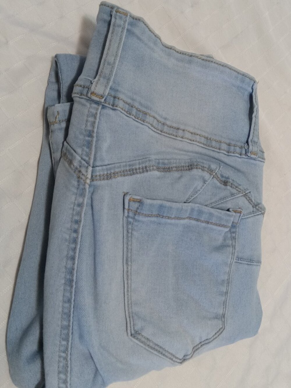 The perfect WAX Jeans "Butt, I love you" skinny jeans with 3 buttons size 7